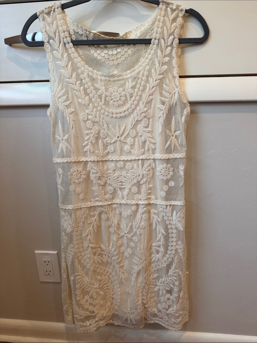 Express Ivory Embroidered Sleeveless Shift Dress